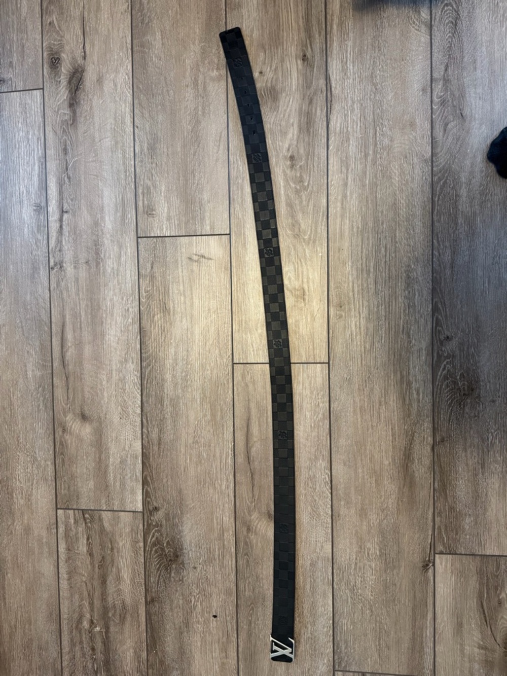 Louis Vuitton black belt